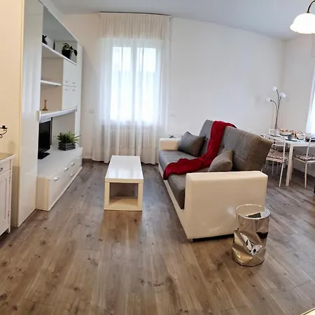 Tess House Among Woods And Fields Overlooking *