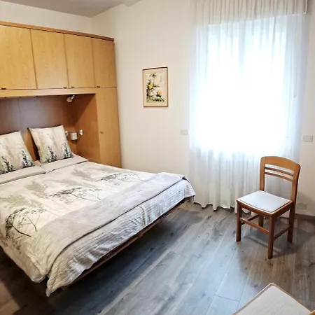 Tess House Among Woods And Fields Overlooking 公寓