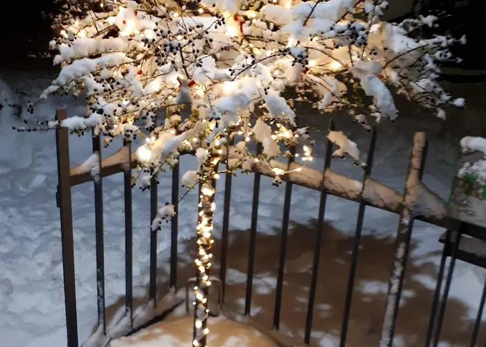 Tess House Among Woods And Fields Overlooking Appartement *